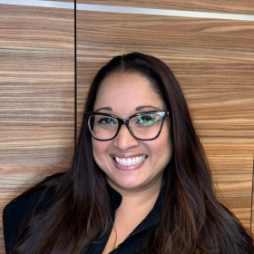 Dr. Johanna Gallego